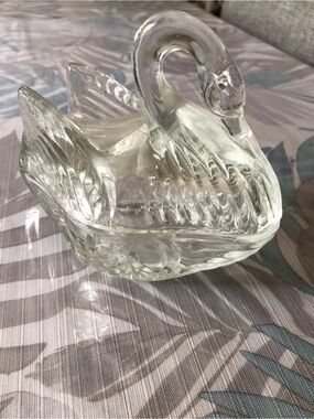 Vtg Clear Glass Swan, 2 Pc Trinket Dish - 5” Long, 4” Tall